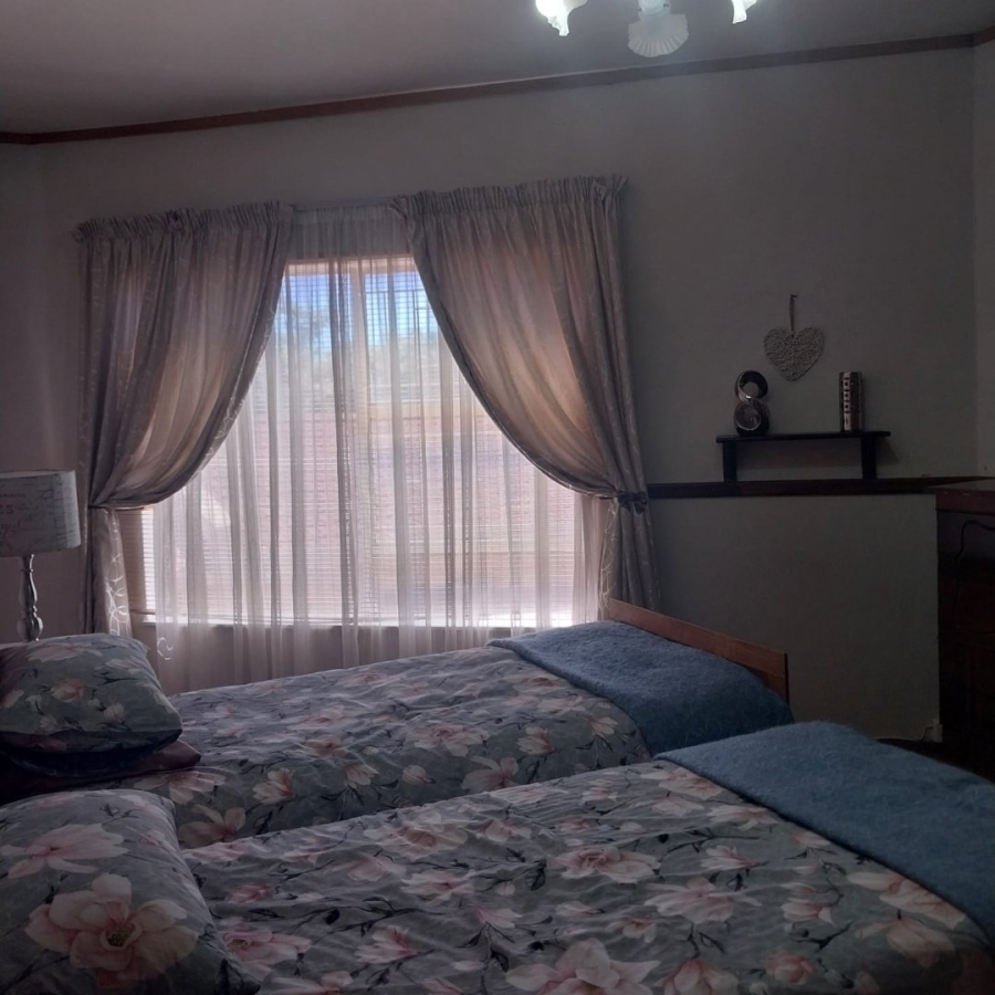 5 Bedroom Property for Sale in El Toro Park Northern Cape